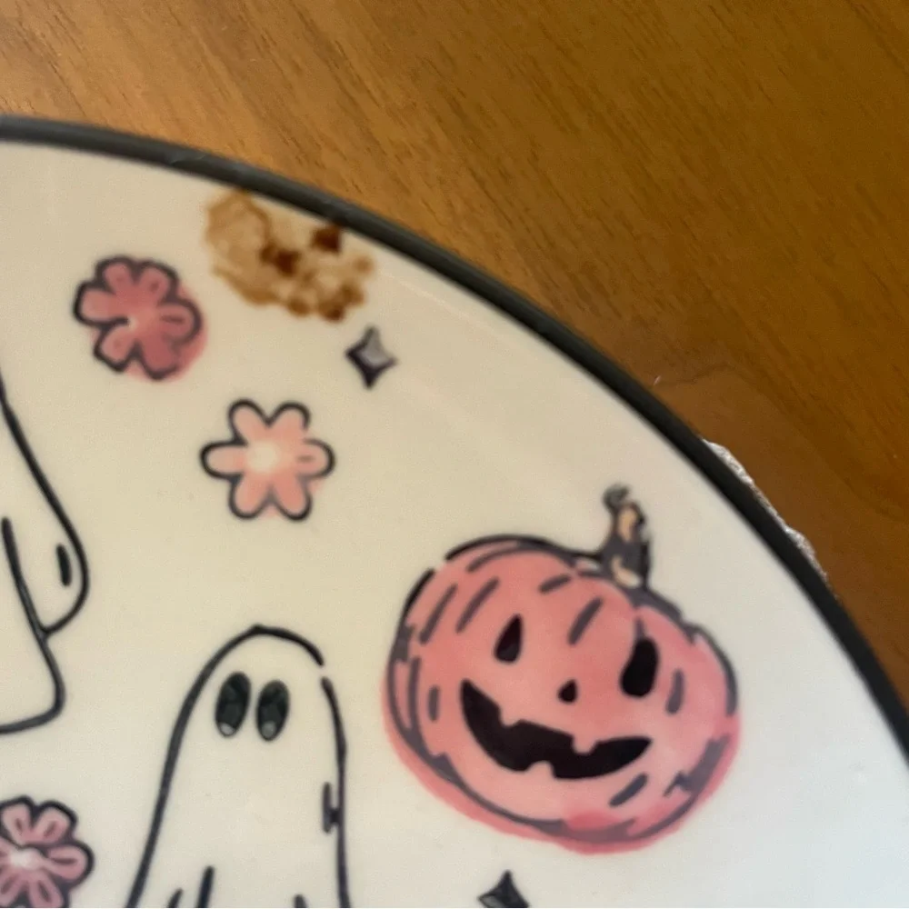 Black and White Ghost Pumpkin Dessert Appetizer Plates of 4  Halloween